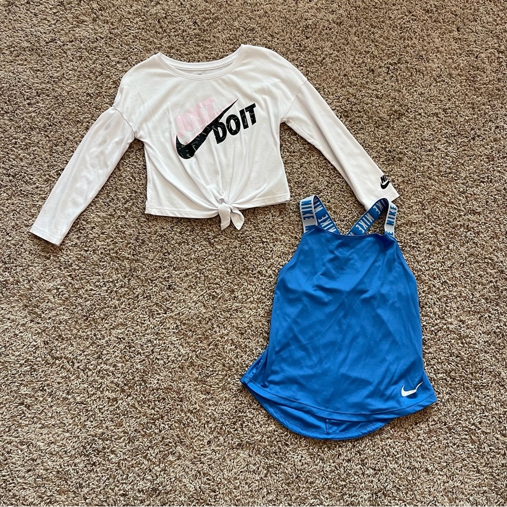 Set of 2 Nike athletic tops, girls S and 6-7 years